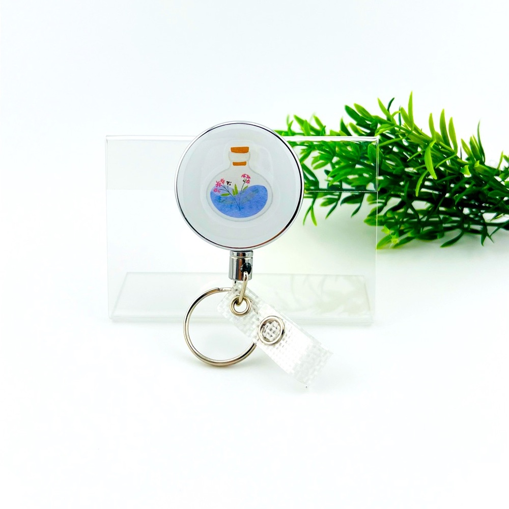 Beautiful Lab badge Reel 🧪🥼